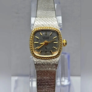 Womens Citizen CQ Watch Gold Silver Two Toned Quartz 1100-10698 New Battery